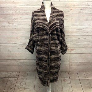 ⚜️ White + Warren Brown Striped Sweater sz Small